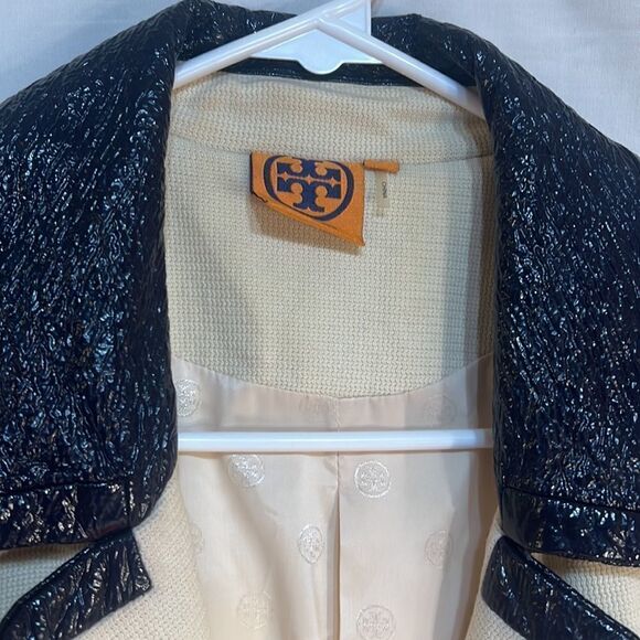 Rare Vintage Tory Burch overcoat - Picture 3 of 15